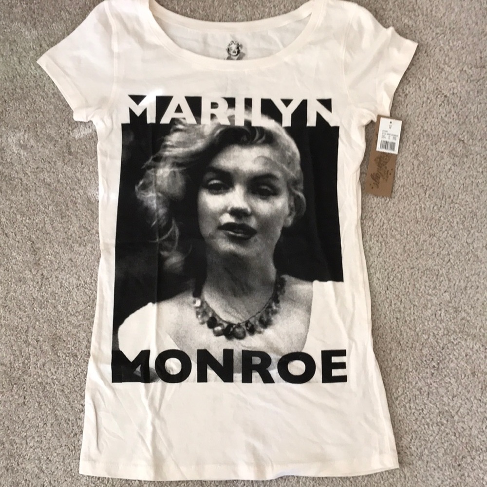 Marilyn By Sam Shaw Tee. Size M